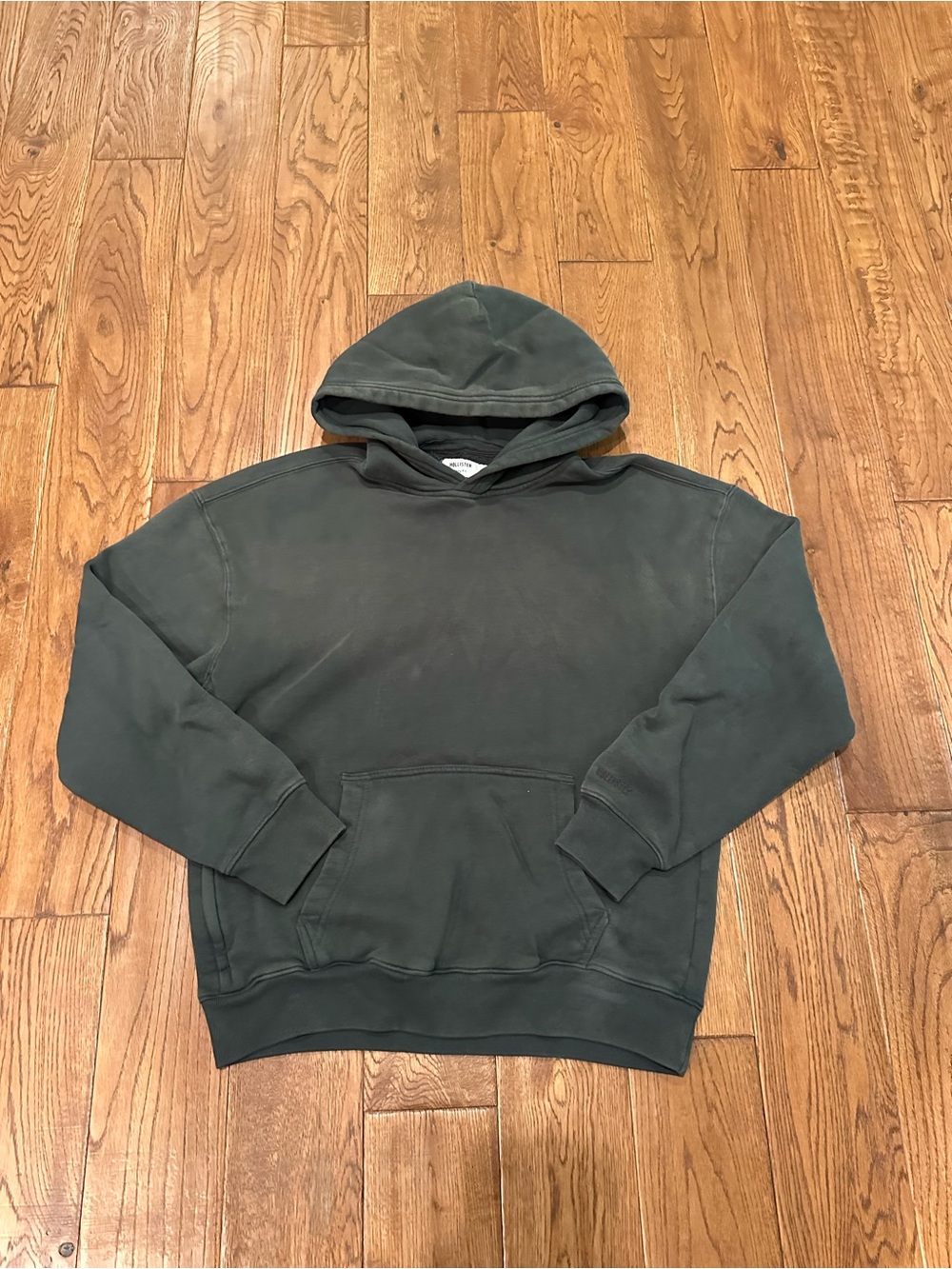 Hollister Men's Hooded Sweatshirt in Forest Green